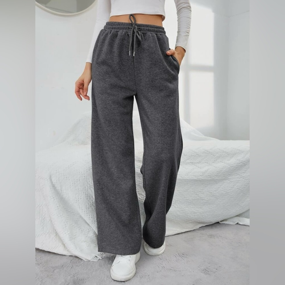 Chic Gray Wide-Leg Jogger XS/S